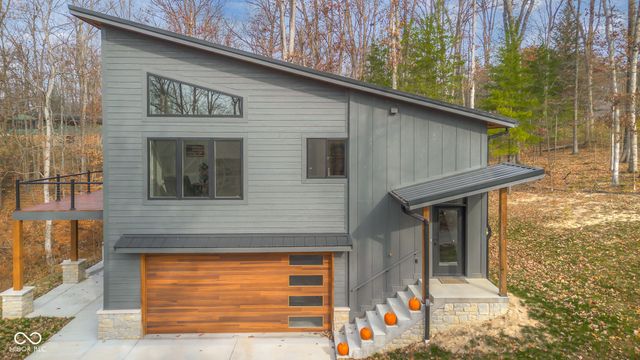 205 Woods Trail, Nashville, IN 47448