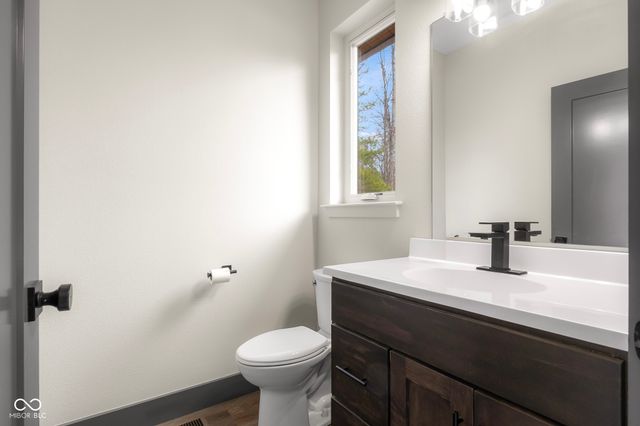 205 Woods Trail, Nashville, IN 47448