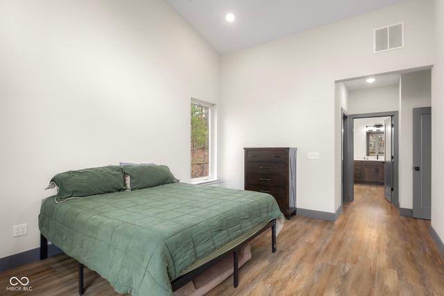 205 Woods Trail, Nashville, IN 47448