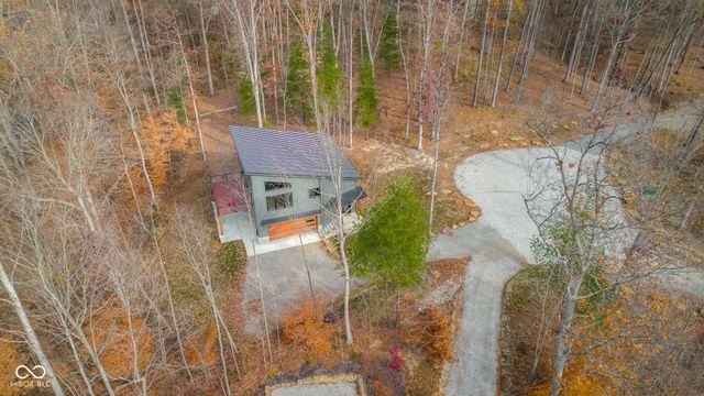 205 Woods Trail, Nashville, IN 47448