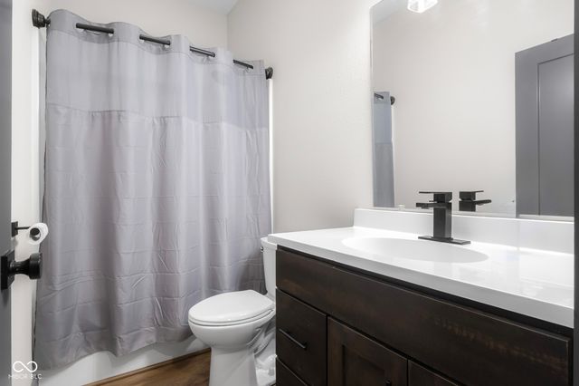 205 Woods Trail, Nashville, IN 47448