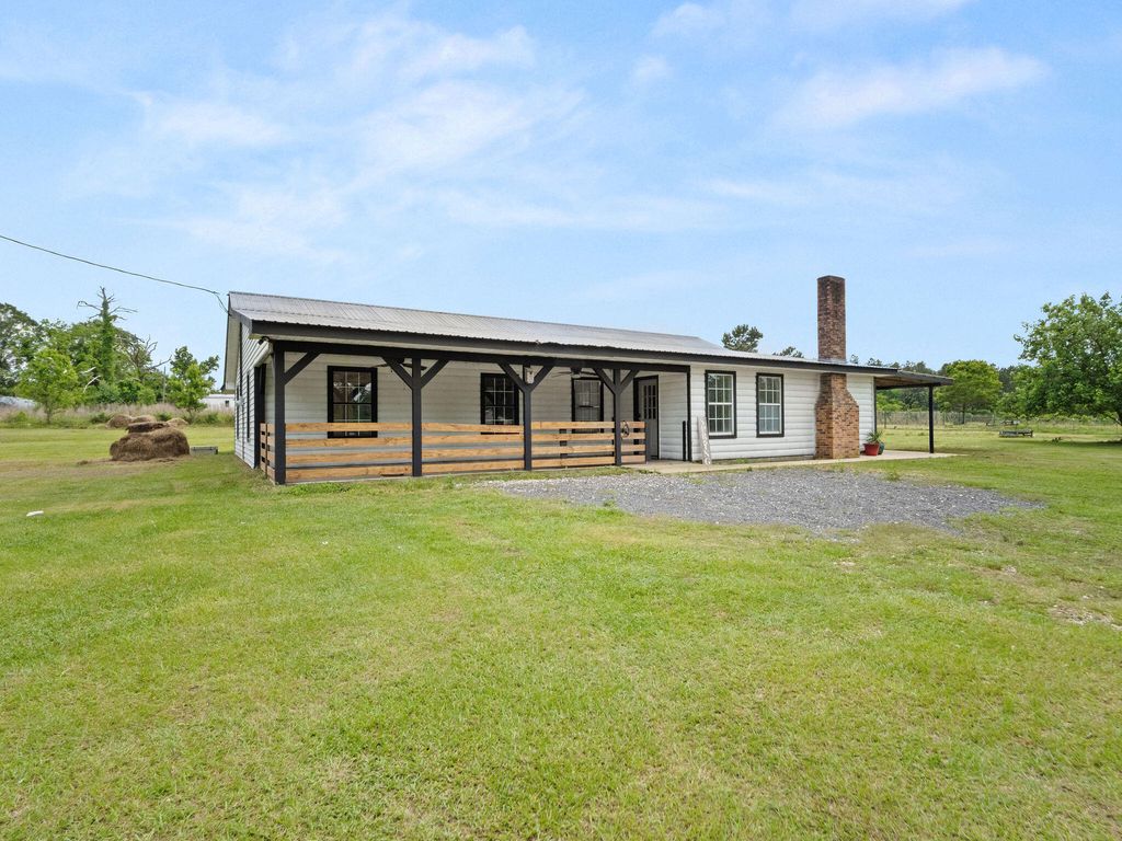 438 Billy Young, Sugartown, LA 70662