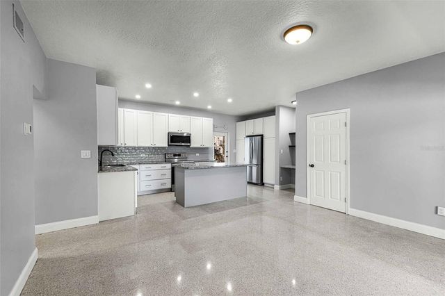 151 N ORLANDO AVENUE 101, Winter Park, FL 32789