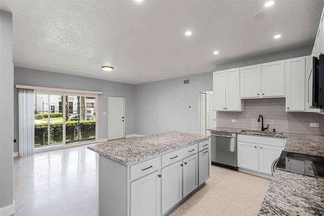 151 N ORLANDO AVENUE 101, Winter Park, FL 32789