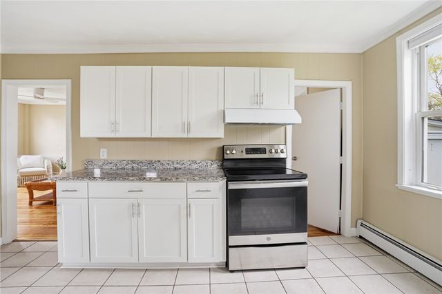 48 Constitution Street 1, Bristol, RI 02809