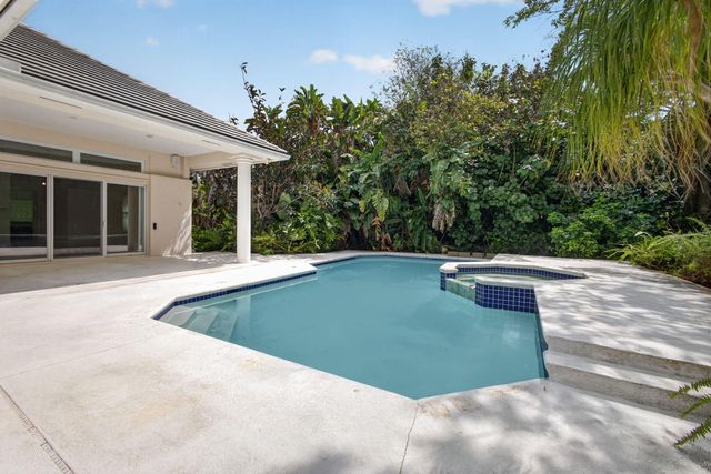 18288 SE Heritage Drive, Jupiter, FL 33469