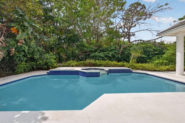 18288 SE Heritage Drive, Jupiter, FL 33469