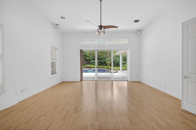 18288 SE Heritage Drive, Jupiter, FL 33469