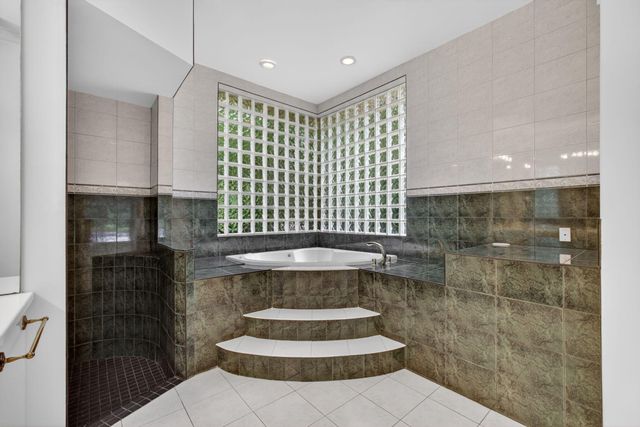 18288 SE Heritage Drive, Jupiter, FL 33469