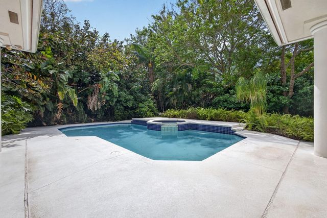 18288 SE Heritage Drive, Jupiter, FL 33469