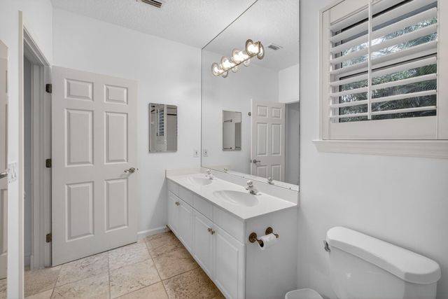 18288 SE Heritage Drive, Jupiter, FL 33469