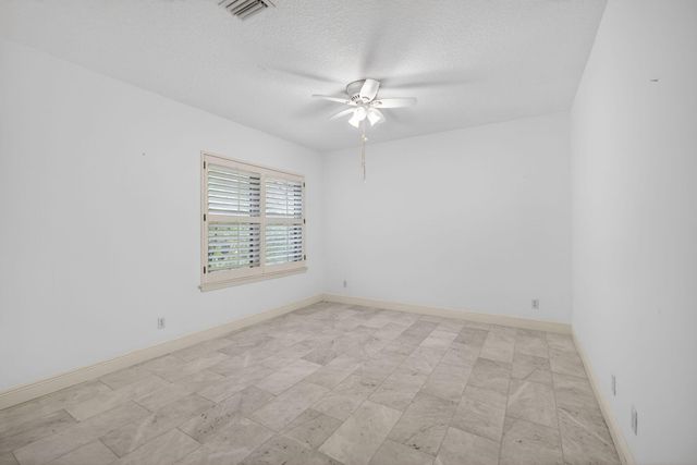 18288 SE Heritage Drive, Jupiter, FL 33469