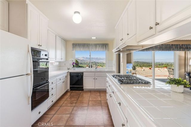 23707 Sandalwood Street, West Hills, CA 91307