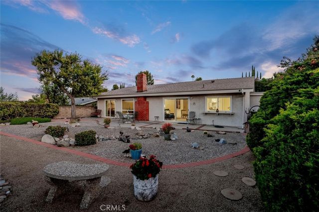 23707 Sandalwood Street, West Hills, CA 91307
