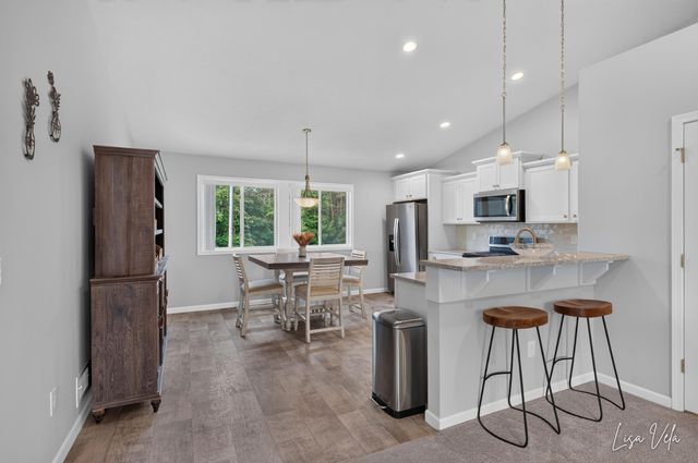 1309 Waterpoint Court, Whitehall City, MI 49461
