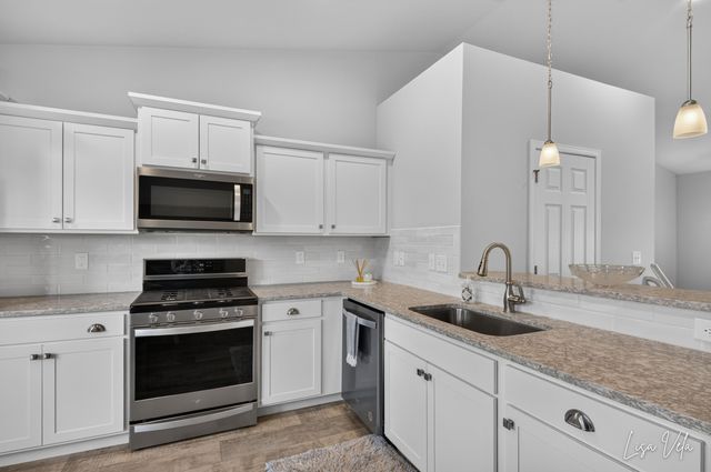 1309 Waterpoint Court, Whitehall City, MI 49461