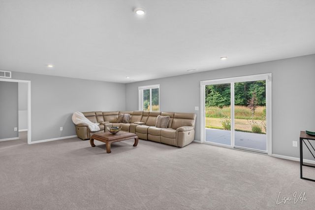 1309 Waterpoint Court, Whitehall City, MI 49461
