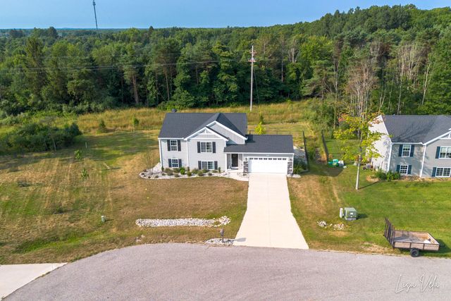 1309 Waterpoint Court, Whitehall City, MI 49461