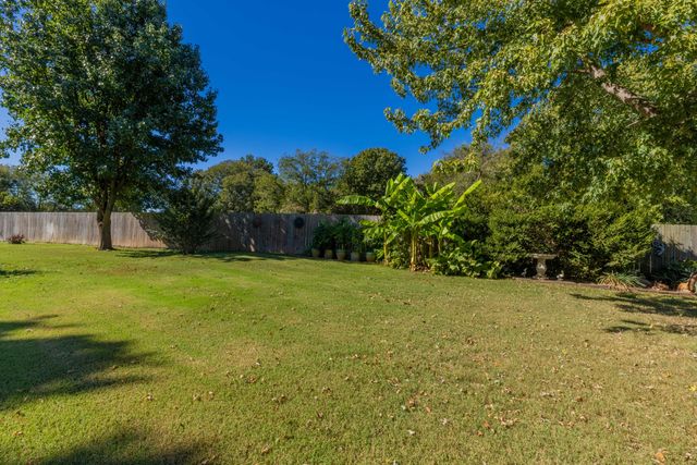 1426 Kings Place, Grove, OK 74344