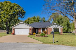 1426 Kings Place, Grove, OK 74344