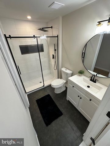 146 ARBOR MEADOW DR, Sicklerville, NJ 08081