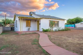 3000 E Seneca Street, Tucson, AZ 85716