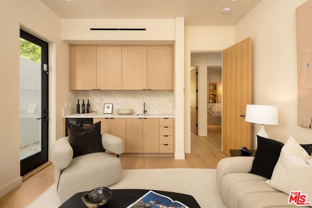 12035 Navy Street, Los Angeles, CA 90066