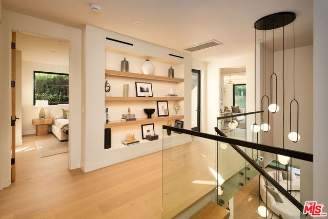 12035 Navy Street, Los Angeles, CA 90066