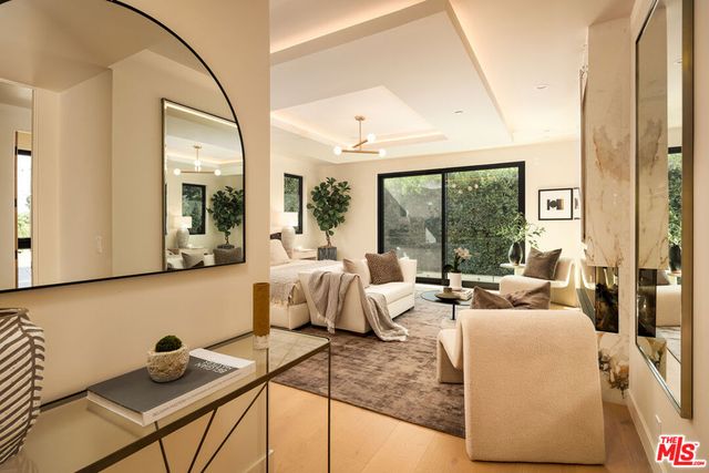 12035 Navy Street, Los Angeles, CA 90066