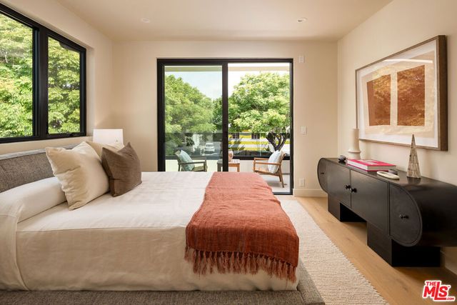 12035 Navy Street, Los Angeles, CA 90066