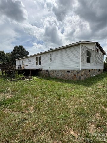 5954 Charlie Little Road, Claremont, NC 28610