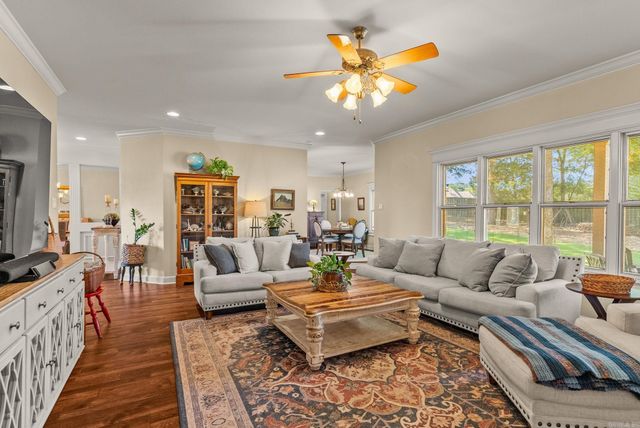 5721 Riviera Drive, Benton, AR 72019