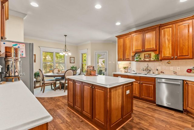 5721 Riviera Drive, Benton, AR 72019