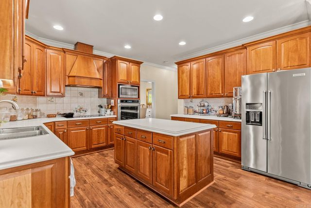 5721 Riviera Drive, Benton, AR 72019