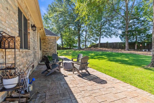 5721 Riviera Drive, Benton, AR 72019