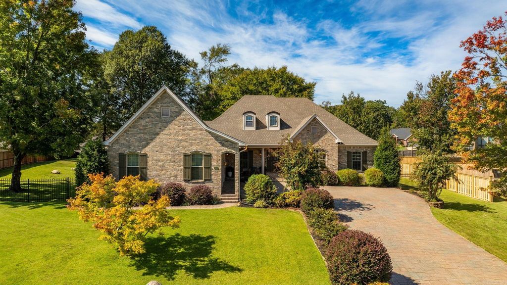 5721 Riviera Drive, Benton, AR 72019