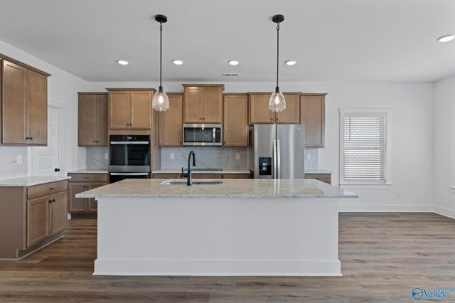 8375 Anslee Way NW, Huntsville, AL 35806