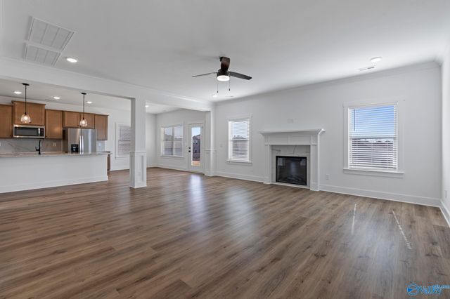 8375 Anslee Way NW, Huntsville, AL 35806