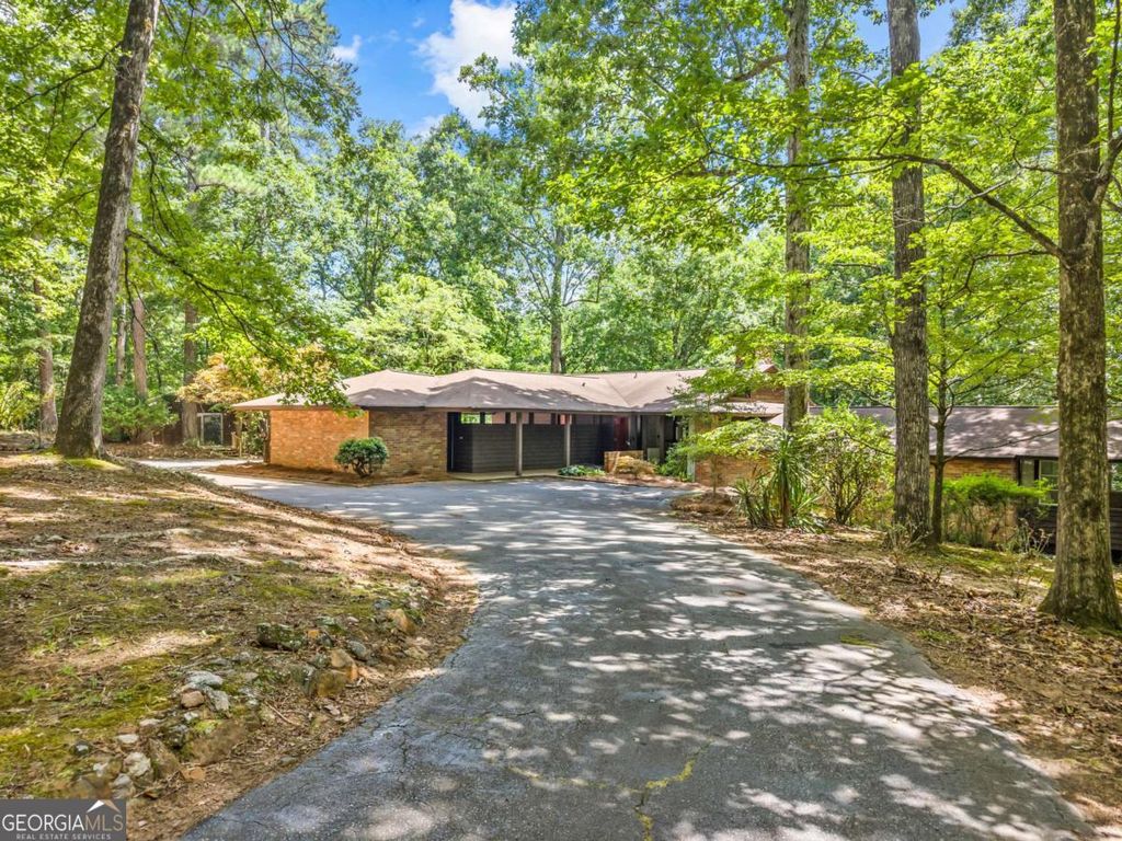 140 Inverness Road, Athens, GA 30606