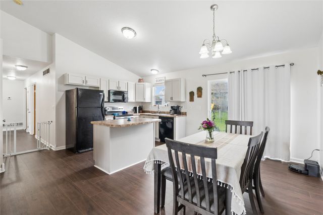 1201 Michael Street SE, Bondurant, IA 50035
