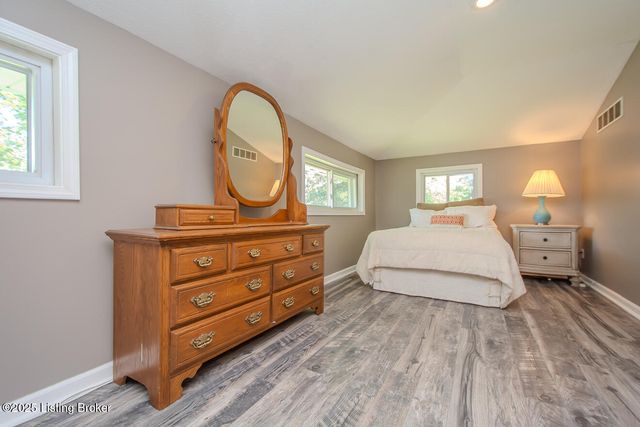 901 Riverside Dr, Louisville, KY 40207