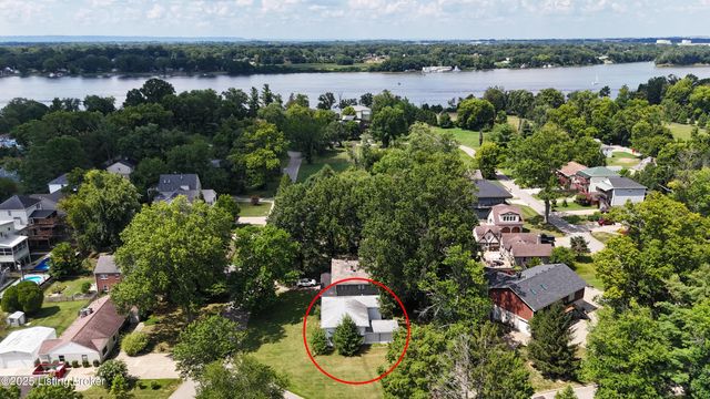 901 Riverside Dr, Louisville, KY 40207