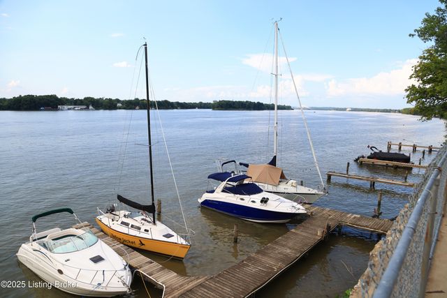 901 Riverside Dr, Louisville, KY 40207