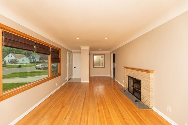3947 Hayes Street NE, Columbia Heights, MN 55421