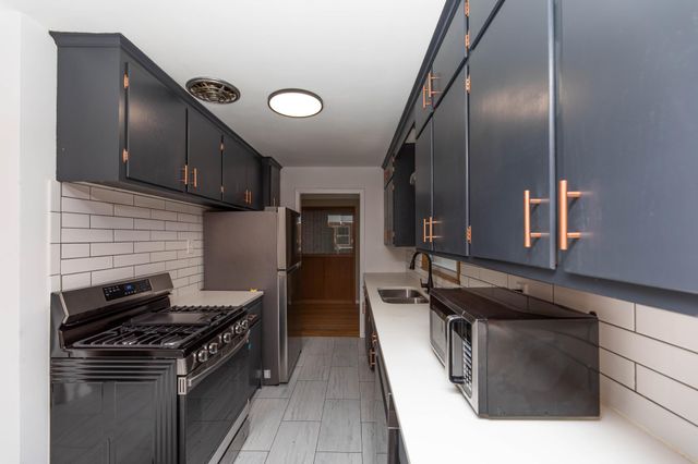 3947 Hayes Street NE, Columbia Heights, MN 55421