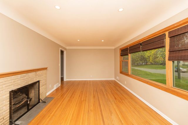 3947 Hayes Street NE, Columbia Heights, MN 55421