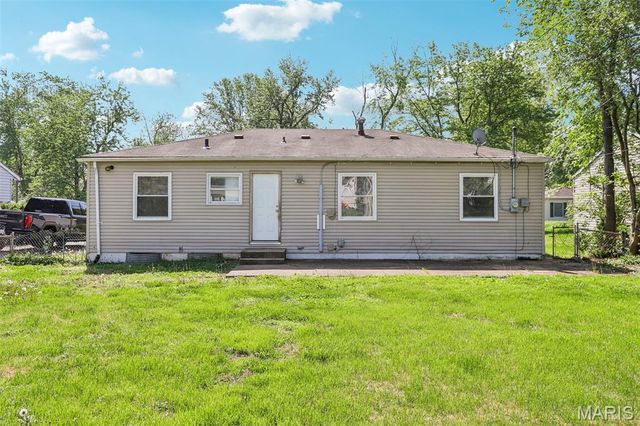 12373 Santa Maria Drive, St Louis, MO 63138