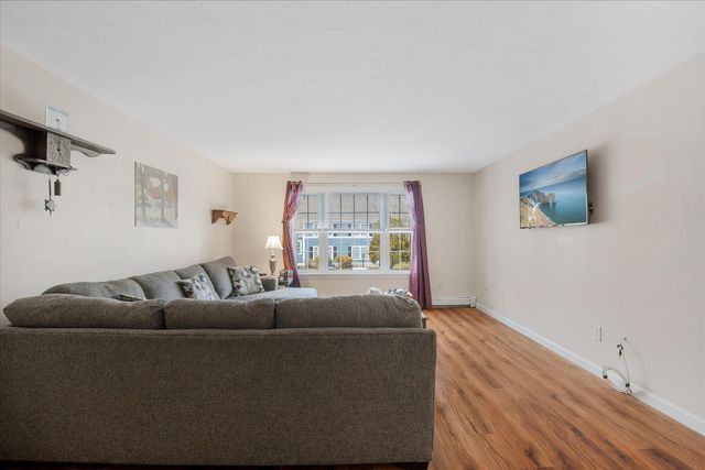 2 Englewood Drive APT A5, Harwich, MA 02645