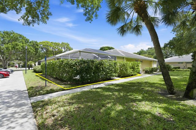 4904 Lake Catherine Drive, Palm Beach Gardens, FL 33403