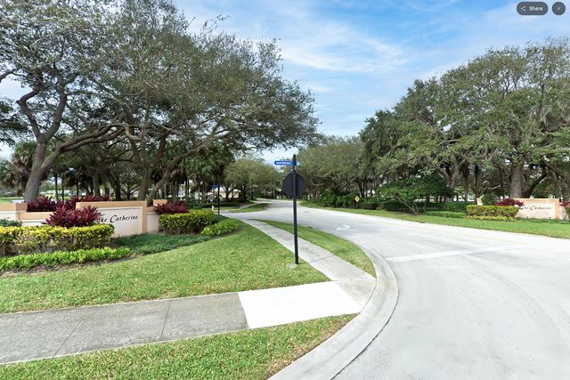 4904 Lake Catherine Drive, Palm Beach Gardens, FL 33403